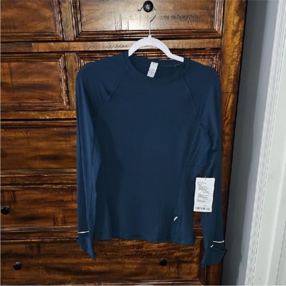 Lululemon It’s Rulu Long Sleeve INCB Sz Large Nwts